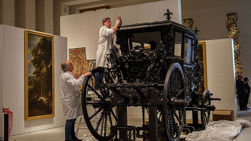 Spain's highly-anticipated Royal Collections Gallery opens its doors |  Euronews