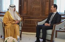 Jordan Najef al-Szadiri szaúdi nagykövet és Bassár el-Aszad Damaszkuszban