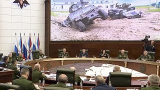وزير الدفاع الروسي سيرجي شويغو في اجتماع مع قيادات عسكرية روسية