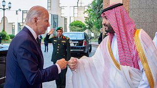 الرئيس الأمريكي جو بادين يصل إلى قصر السلام في جدة ويلتقي ولي العهد السعودي الأمير محمد بن سلمان