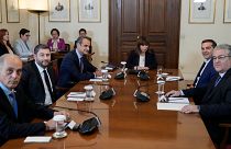 La presidenta de Grecia, Katerina Sakelaropúlu mantuvo una reunión con los líderes de todos los partidos políticos