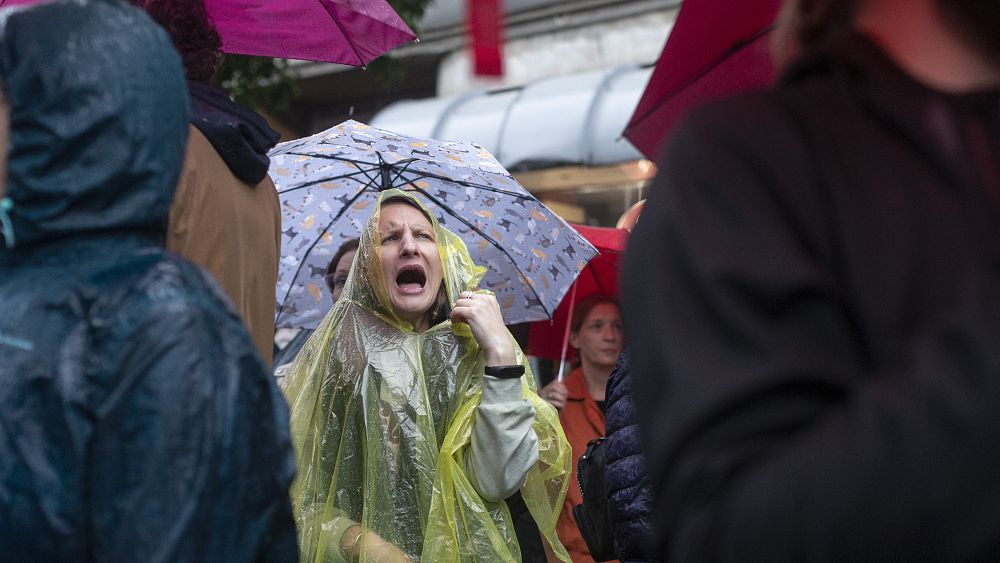 Protesters in Belgrade accuse state TV of pro-government bias