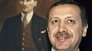 صورة أرشيفية لإردوغان عام 2003