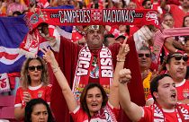 Les supporters du Benfica à l'Estádio da Luz, à Lisbonne, samedi 27 mai 2023.