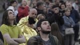 Эвакуированные жители одного из домов в Киеве