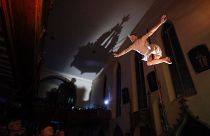 Un spectacle de Pole dance dans la paroisse Saint-Guillaume à Strasbourg