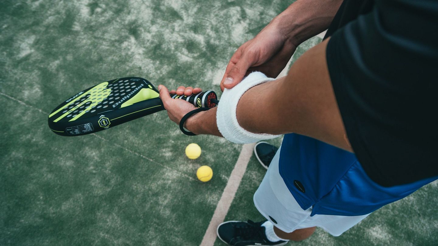 Différences entre les balles de tennis et de Padel