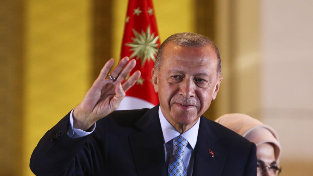 Photo of Turkey: Re-elected for five years, Erdogan makes first speech, sets course