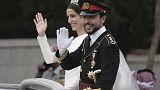 ولي العهد الأمير حسين وزوجته السعودية رجوة آل سيف