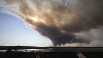 Dieses in Halifax gemachte Aufnahme zeigt die Rauchschwaden, die von den Waldbränden ausgehen