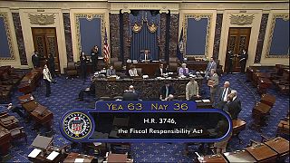 Сенат США одобрил законопроект, повышающий потолок госдолга