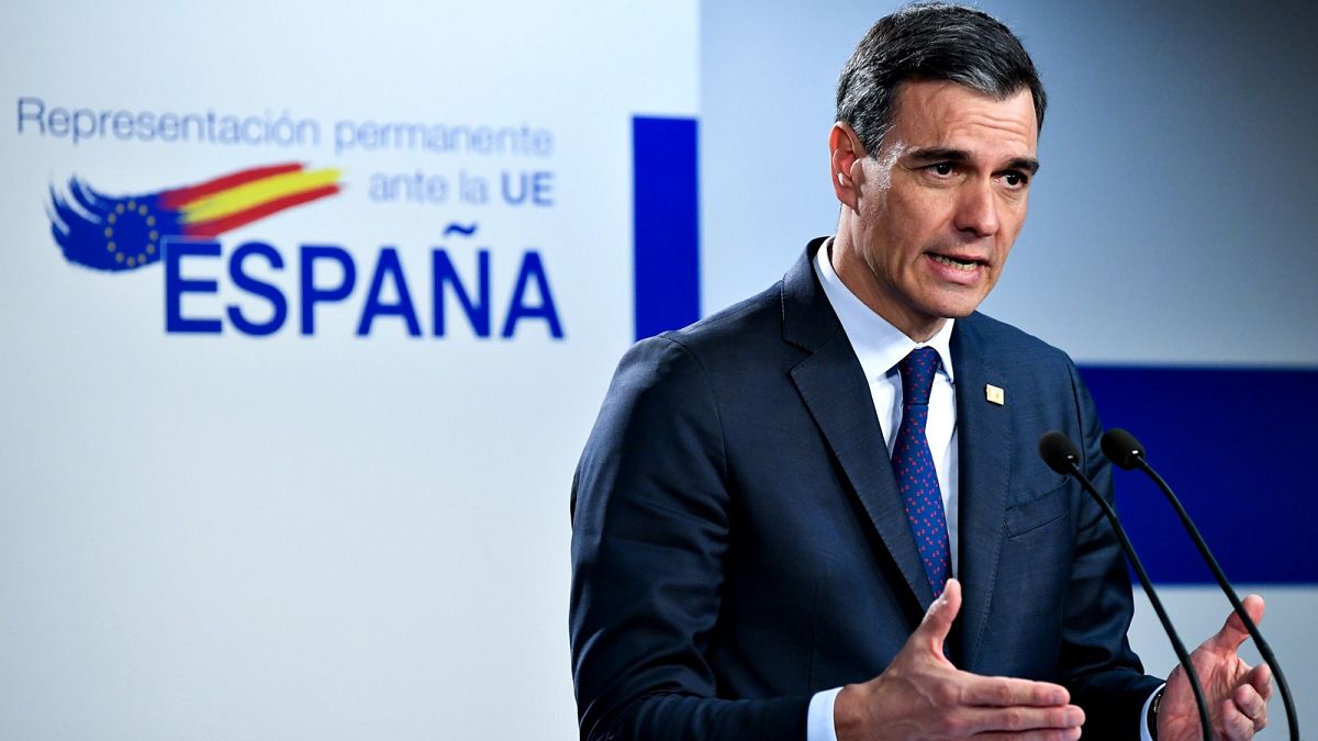 El presidente del Gobierno de España Pedro Sánchez retrasa el discurso en el Parlamento Europeo 