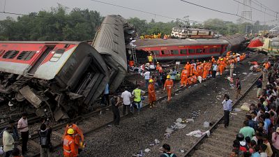 حادث تصادم قطاري ركاب وشحن في الهند