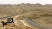 جرافة إسرائيلية تعمل عند الحدود المصرية الإسرائيلية - أرشيف
