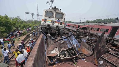 No se encuentran más supervivientes tras el accidente de tren en la India en el que mueren más de 280 personas y 900 resultan heridas.
