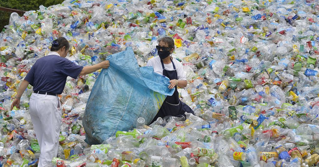 UN to deliver draft treaty to combat plastic pollution by November