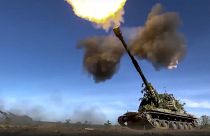 Orosz önjáró löveg az orosz védelmi minisztérium felvételén, ismeretlen frontszakaszon