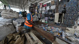 Côte d'Ivoire : à Abidjan, des initiatives citoyennes contre la pollution plastique
