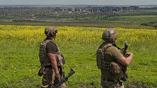 Des soldats ukrainiens tiennent leurs positions près de Bakhmout (5/06/2023)