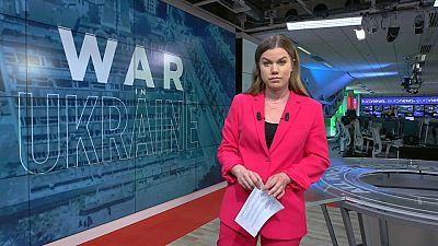 Sasha Vakulina apresenta as últimas notícias da linha da frente da invasão russa na Ucrânia