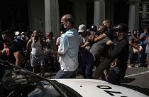 2021: kormányellenes tüntetőket vesz őrizetbe a kubai rendőrség Havannában