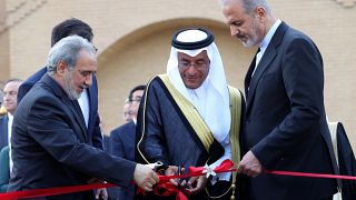 İran, Suudi Arabistan'daki büyükelçiliğini yeniden açtı