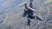 F16 de l'armée portugaise lors d'un exercie en mer Baltique, le 22 mai 2023