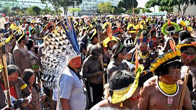 السكان الأصليون يحتجون على التشريع المقترح للحد من ترسيم أراضيهم في ضواحي ساو باولو، البرازيل