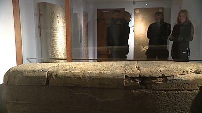 تابوت حجري لأسقف أيسلندي
