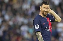 Lionel Messi meccs közben Párizsban, 2023. június 3-án
