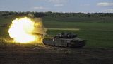 دبابة أوكرانية تقصف في منطقة تشاسف يار حيث تدور رحى المعارك مع القوات الروسية 07/06/2023