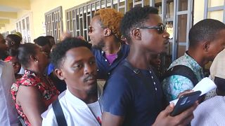 Gabon: Long queues at polling centres after deadline extension for voter registration