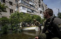 Die ukrainische Armee im Überschwemmungsgebiet in der Region Cherson