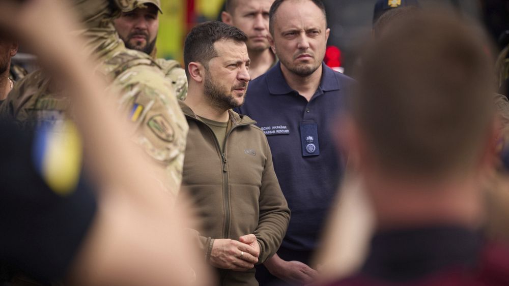 Offensive ukrainienne vers l'est et le sud : Moscou confirme, Kyiv garde le silence