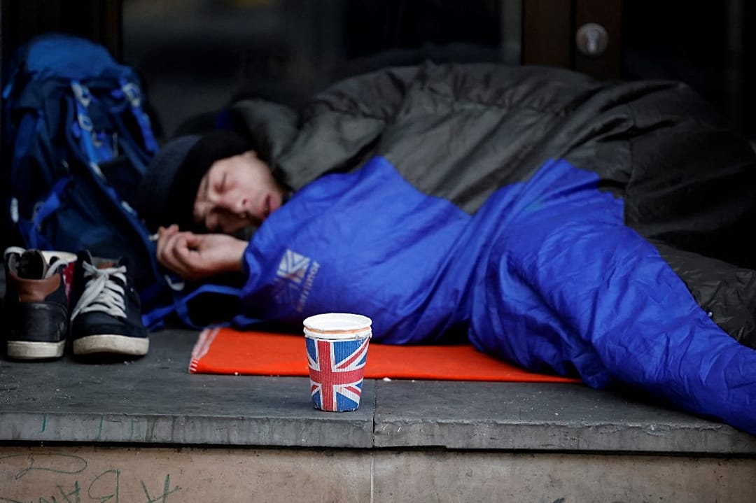 Europe's homeless in 'stark' danger during heatwaves, warn charities ...