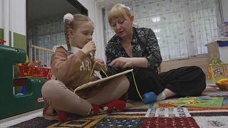 تبلغ نسبة العائلات التي تضم فرداً واحداً على الأقل من ذوي الإعاقة 12 في المئة من تلك التي غادرت أوكرانيا بسبب الحرب.