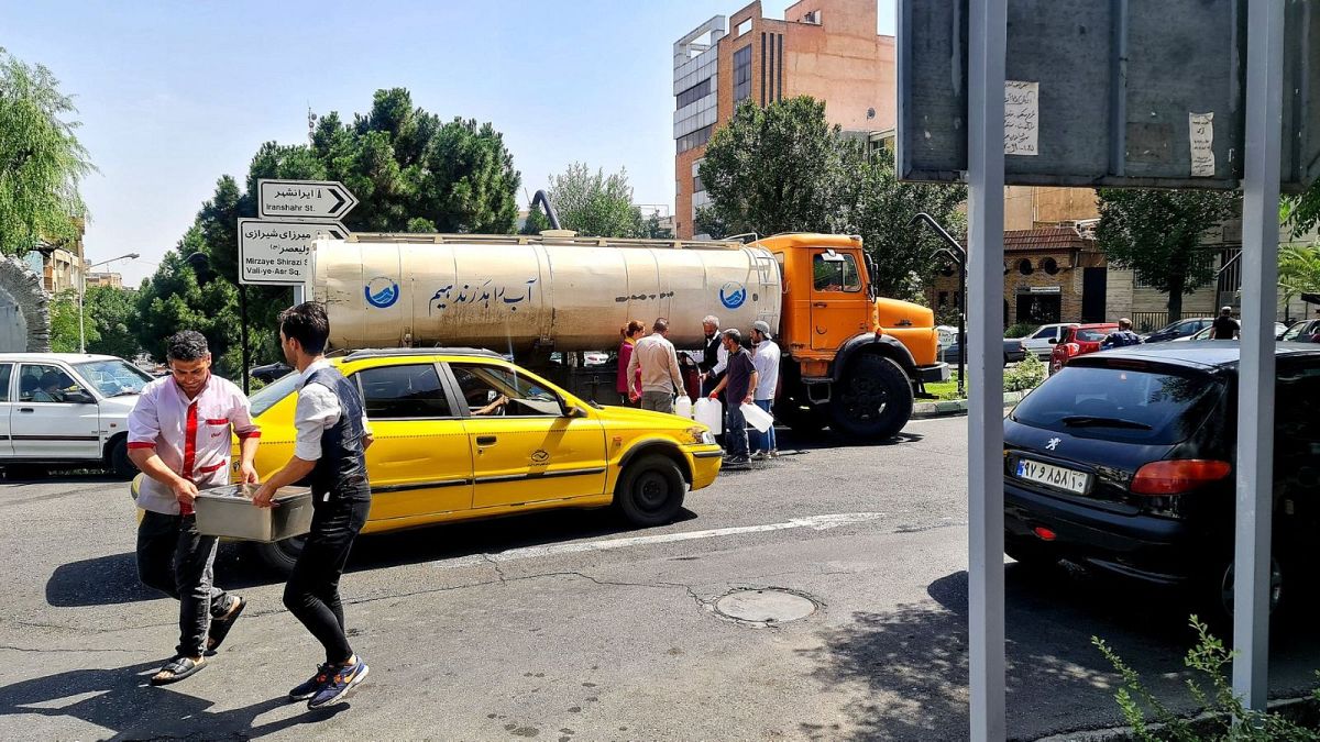 توزیع آب در تهران