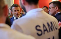 لرئيس الفرنسي يلتقي طاقم الإنقاذ في مدينة أنسي إثر حادثة الطعن