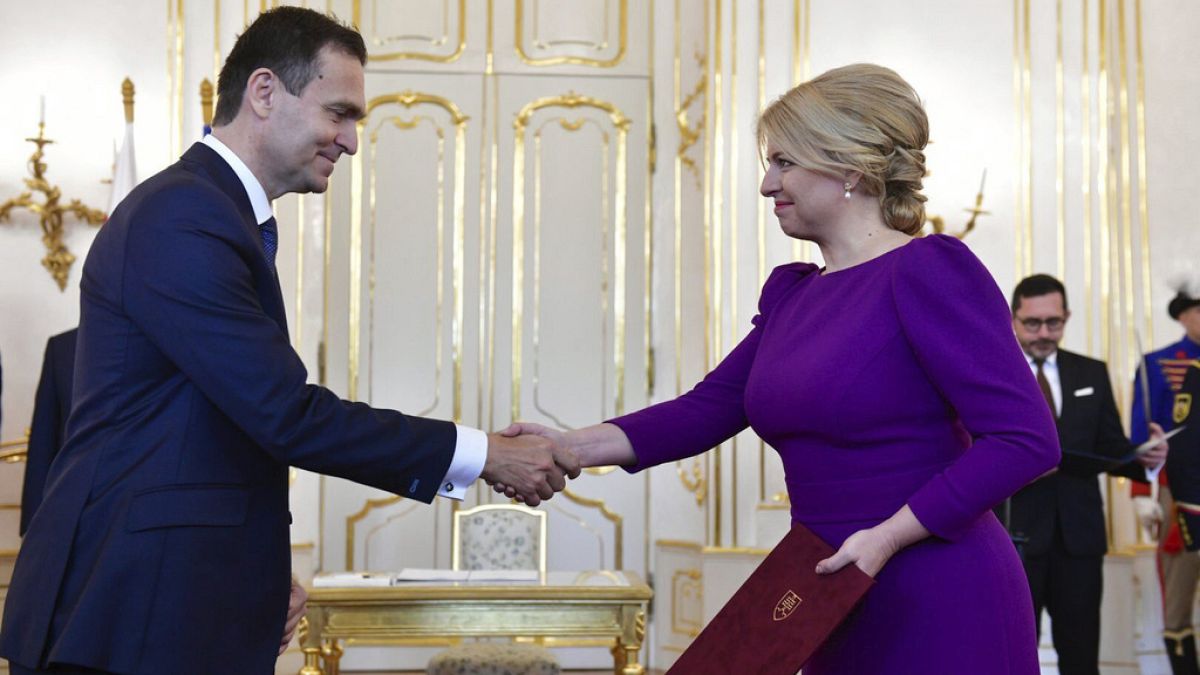 ARCHÍV: Zuzana Caputova szlovák köztársasági elnök ideiglenes kormányt nevez ki Ódor Lajos vezetésével Pozsonyban, 2023. május 15-én
