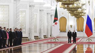 الرئيسان الروسي فلاديمير بوتين والجزائري عبد المجيد تبون في الكرملين