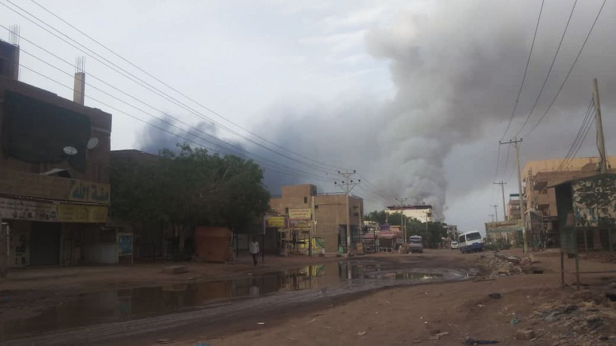 Füst a szudáni főváros, Kartúm felett