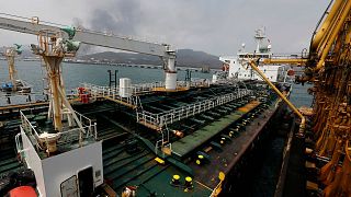 نفتکش ایرانی فورچون در اسکله پالایشگاهی در ونزوئلا لنگر انداخته است، ۲۰۲۰