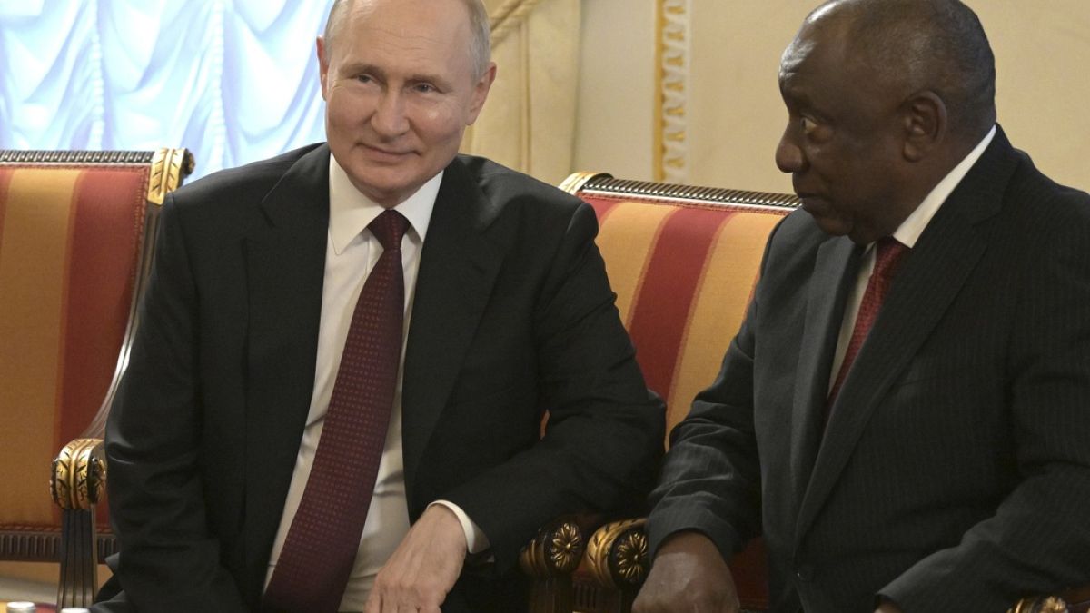 Vladimir Poutine et Cyril Ramaphose, Saint Petersbourg, Ukraine, le 17 juin 2023