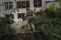 Contraofensiva ucraniana prossegue no terreno.