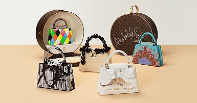 Sold at Auction: Louis Vuitton, LOUIS VUITTON L'Extravagant Luxury Travel  Handbag