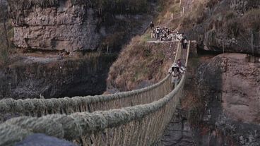 Ponte Q'eswachaka, na região inca de Cusco, no Peru