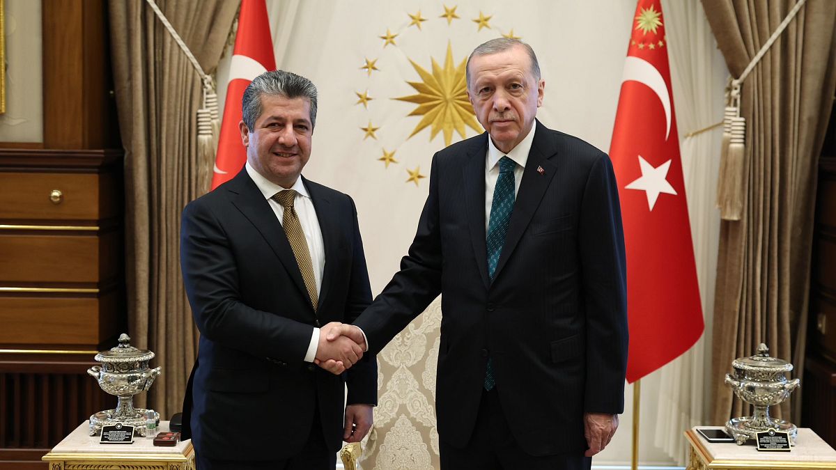 Irak Kürt Bölgesel Yönetimi (IKBY) Başbakanı Mesrur Barzani, başkent Ankara'da Cumhurbaşkanı Recep Tayyip Erdoğan ile görüştü