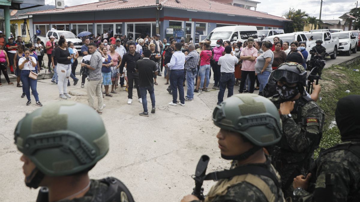 Honduras'taki kadın cezaevinde çıkan isyanda en az 41 mahkum öldü