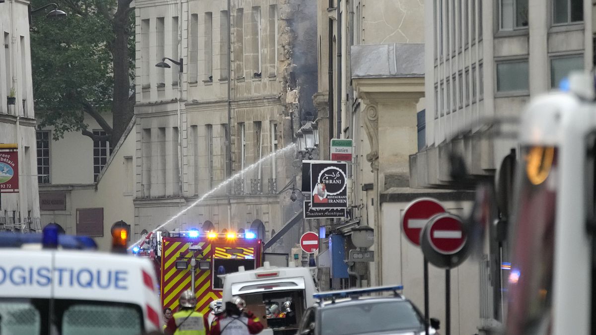 Feuerwehr-Einsatz nach Explosion in Paris