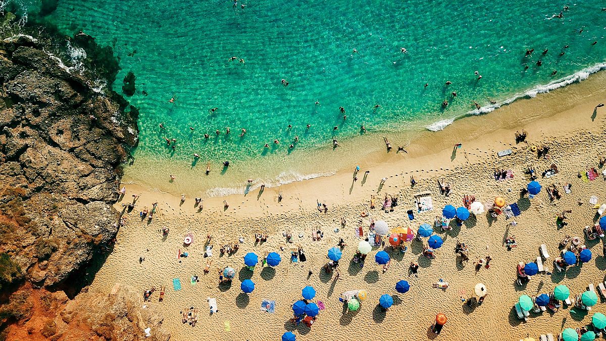 Die Studie von Omio hat ergeben, dass die Türkei die beste Wahl für einen günstigen Strandurlaub ist